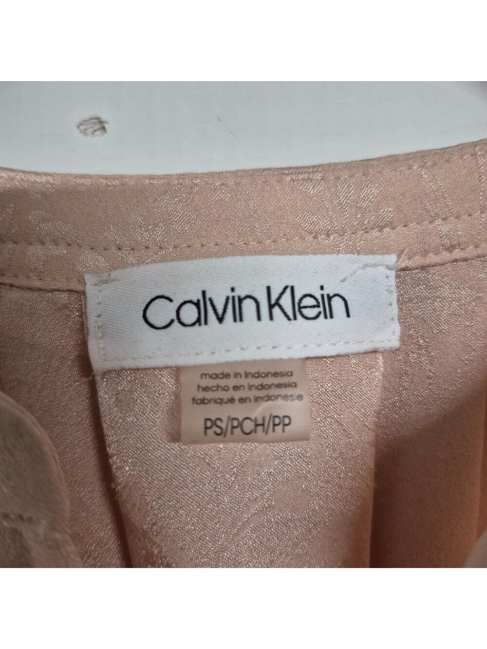 Calvin Klein Women's Blush Pink Floral Jacquard Flutter Sleeve Blouse Size Sp - Picture 2 of 7